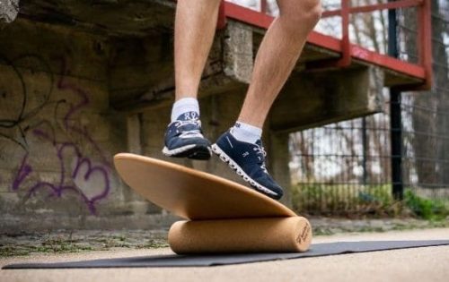 Balance Board Tricks: Die 27 besten Tricks!