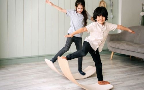 Die 5 besten Wobble & Balance Boards für Kinder (Liste)